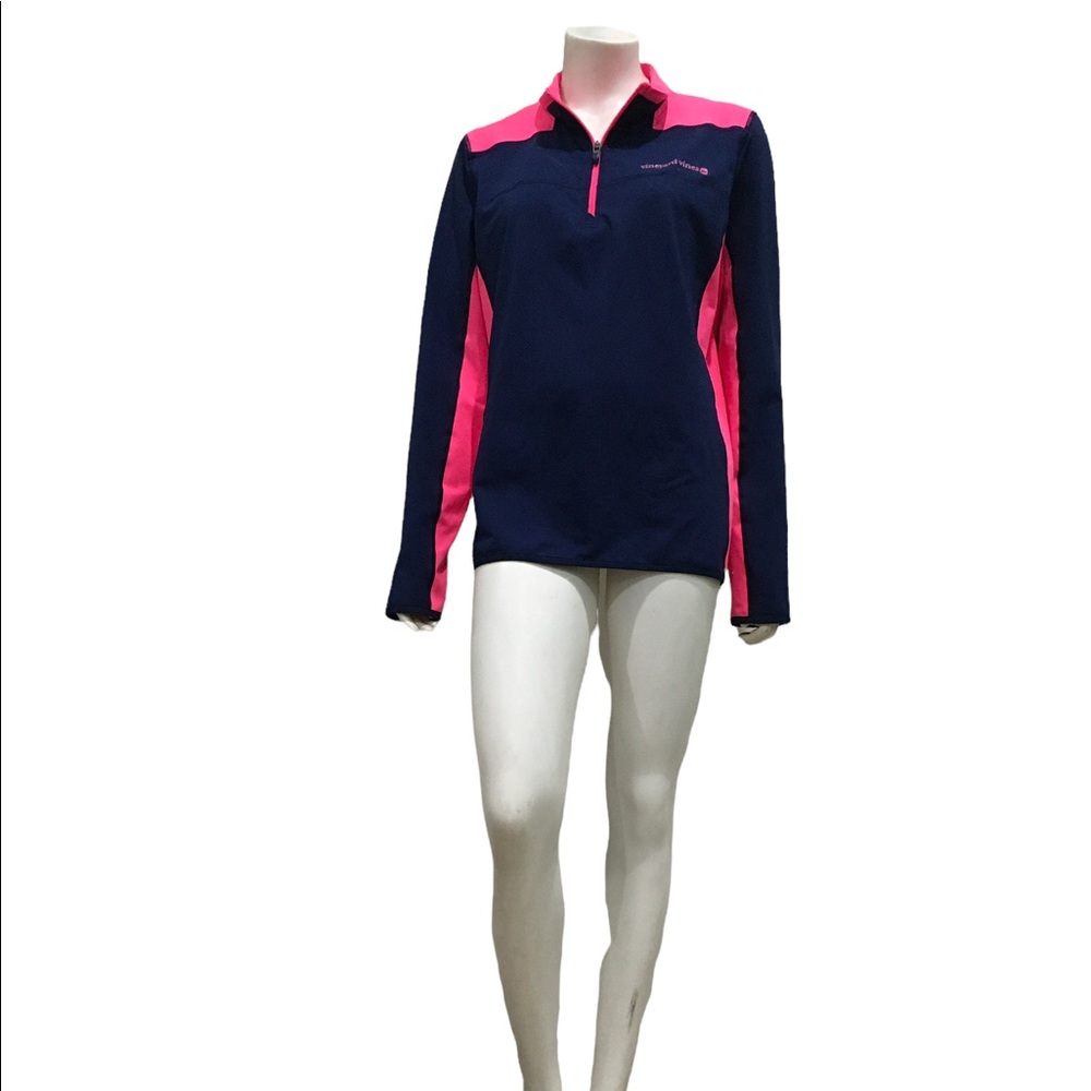 Vineyard Vines Womans Performance Sweatshirt - image 1